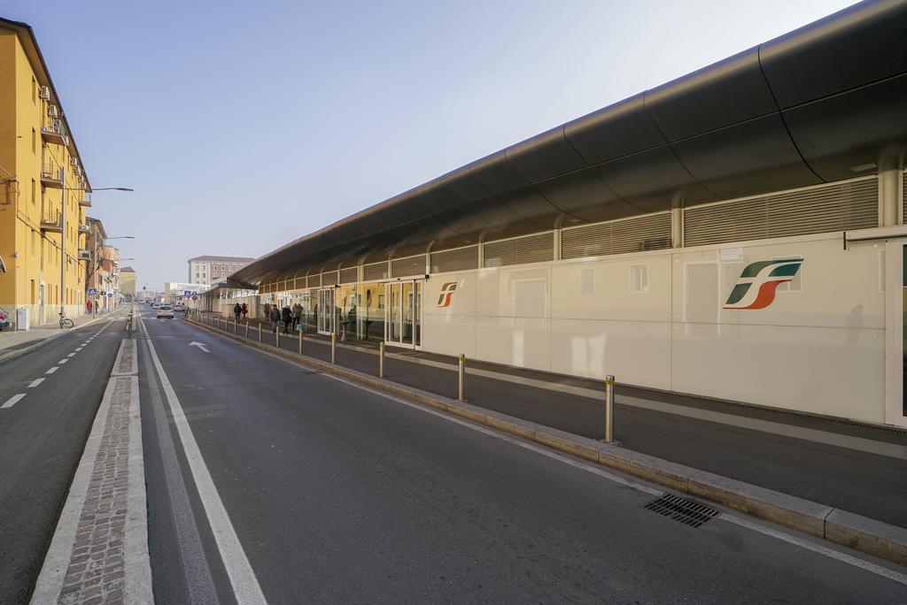 Residence Railway By Studio Vita Bolonha Exterior foto